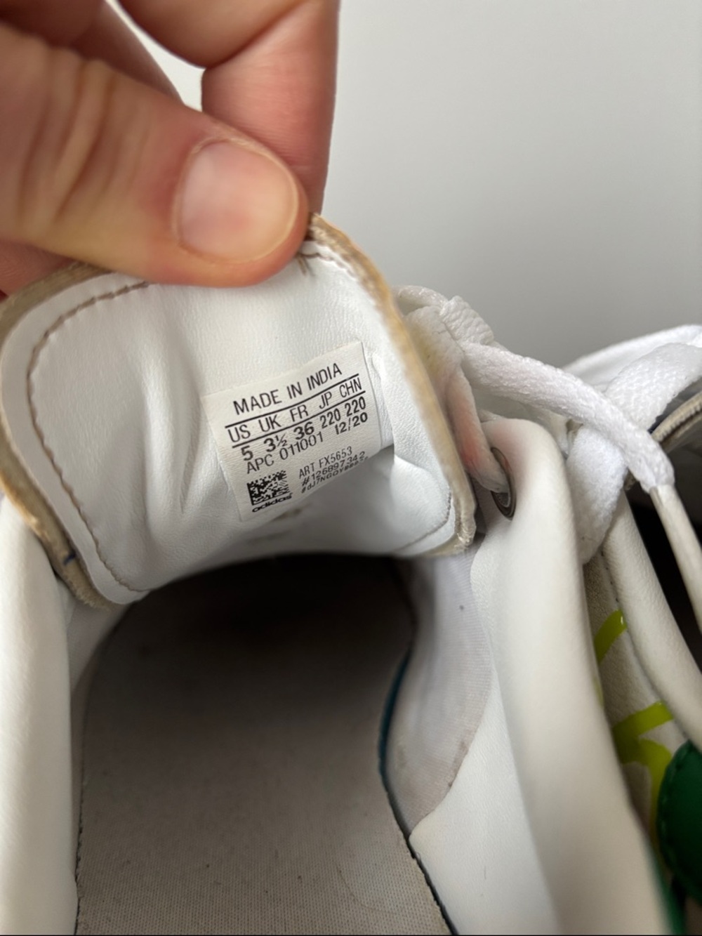adidas White Women’s Leather Sneakers Stan Smith 'Large Doodles' Size 5 - Picture 6 of 8